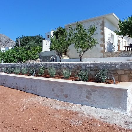Palace Mountain View Megala Chorafia Exterior photo